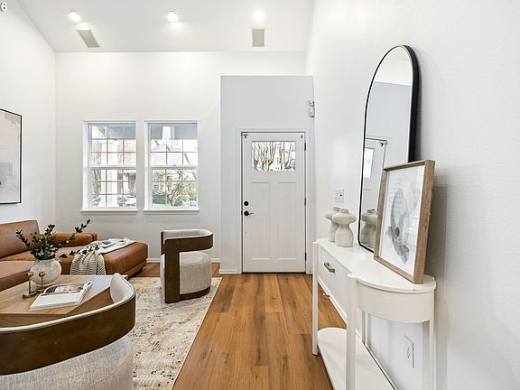 5th image of 19809 SE 7th Way