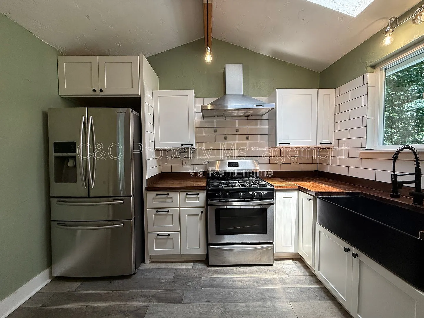 2 bed, 1.0 bath, 1076 sqft, $3,600 — Photo 4