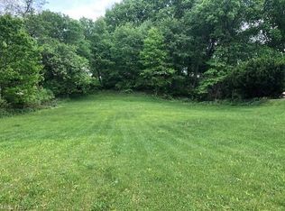 Middlebranch Ave NE, Canton, OH 44705