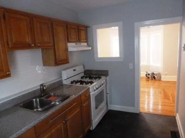 8 Tolman St #2, Dorchester, MA 02122