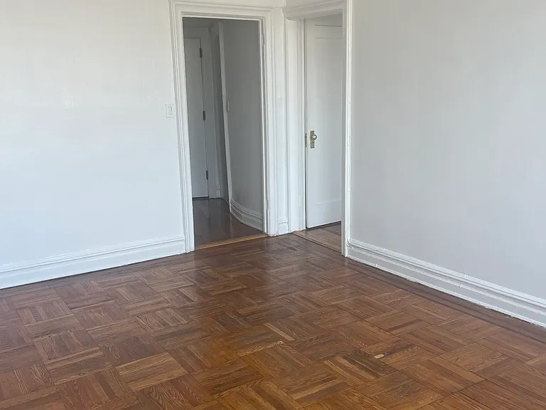 1800 Ocean Pkwy #E7 — Photo 4