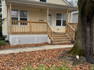 521 N May St, Aurora, IL 60506