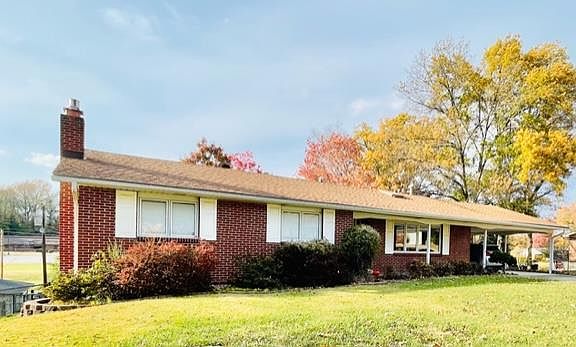 2nd image of 1714 Westridge Dr