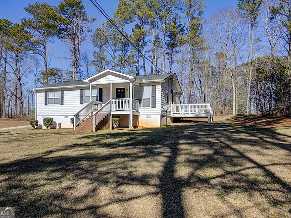 4th image of 845 Baptist Camp Rd