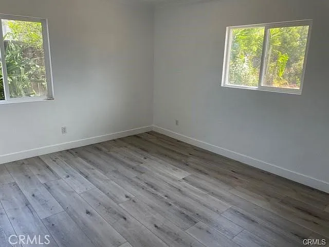 12472 Woodlawn Ave — Photo 10