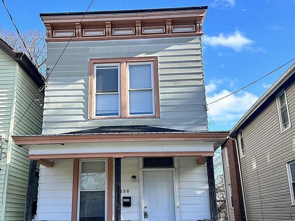 1254 Iliff Ave