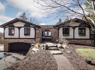 8911 Eagle Creek Blvd, Shakopee, MN 55379