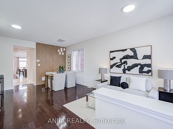4th image of 205 Harbord St