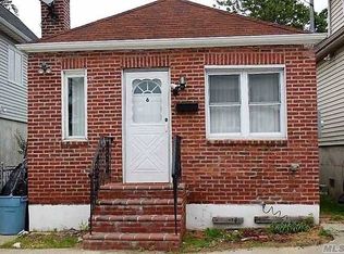 6 Hudson St W, East Rockaway, NY 11518