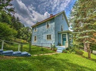 4836 S Pioneer Rd, Allison Park, PA 15101