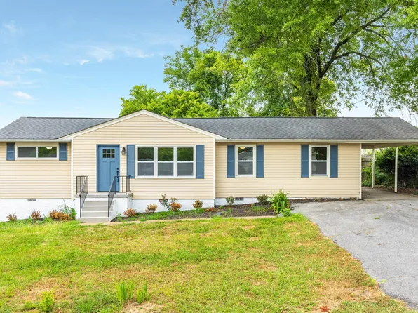 108 Stephenson Dr, Fort Oglethorpe, GA 30742