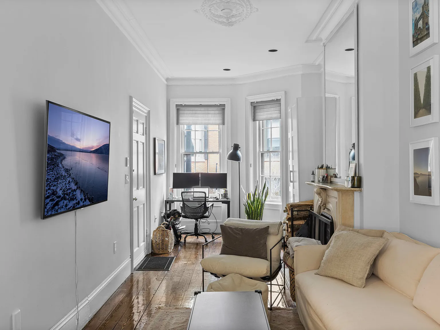 2 bed, 1.0 bath, 1109 sqft, $5,200 — Photo 3