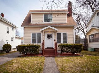 1021 S West Ave, Jackson, MI 49203