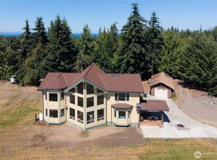 114 Blackberry Ln, Port Angeles, WA 98362