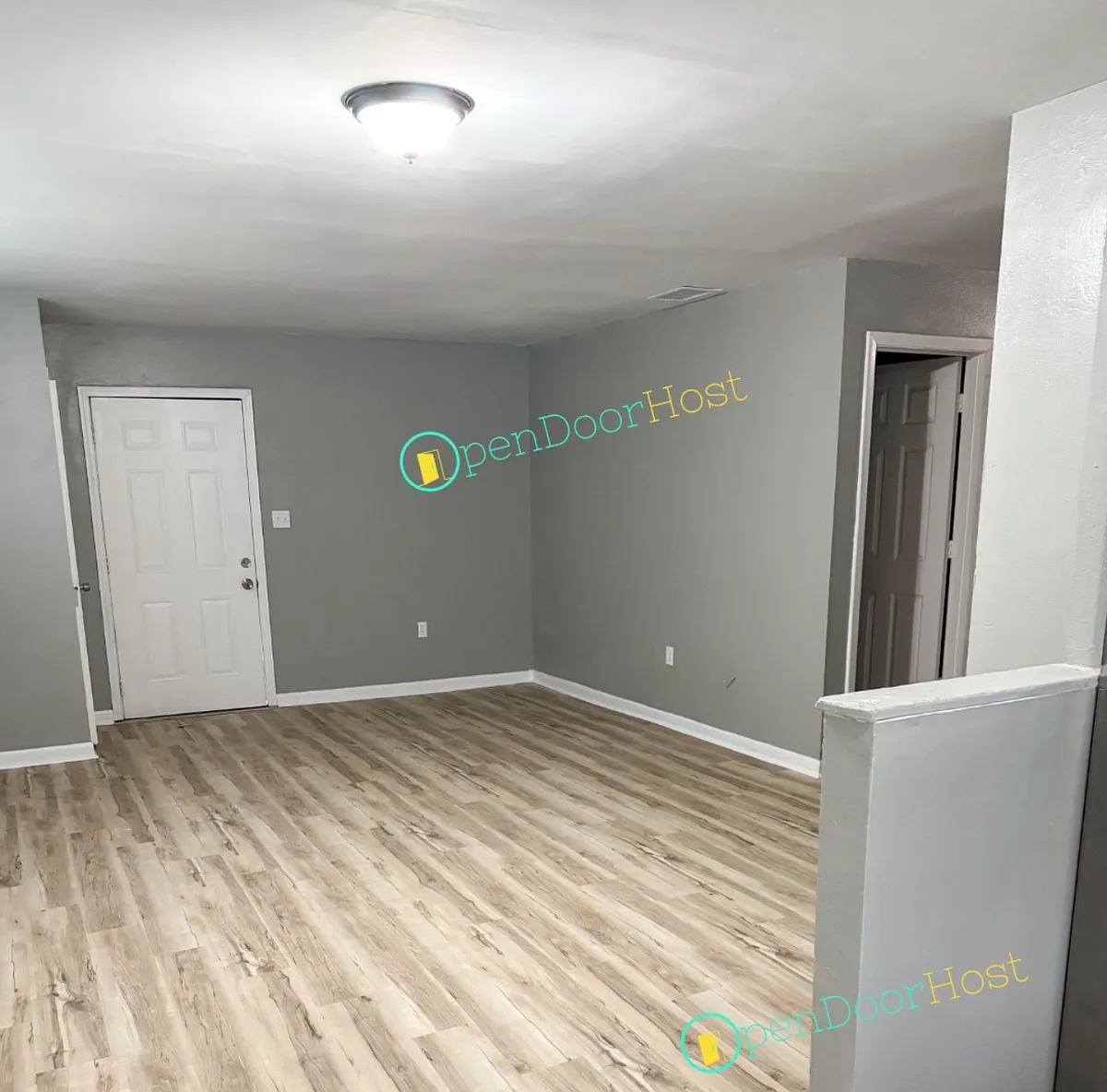 Building Photo - 2502 Chestnut Woods Dr #2502