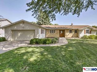 2709 N 102nd Ave, Omaha, NE 68134