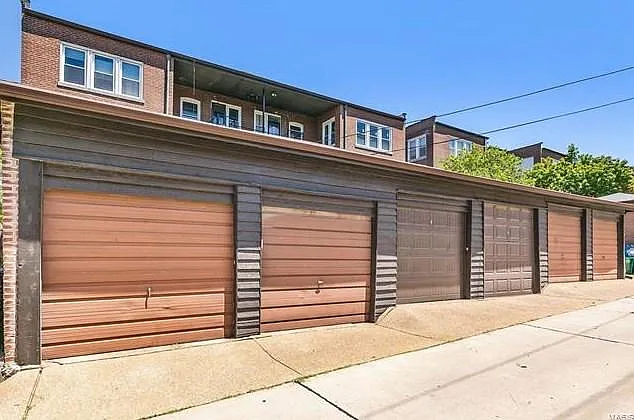 private dedicated garage