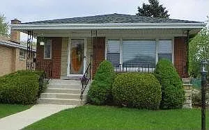 9109 S Saint Louis Ave photo 1