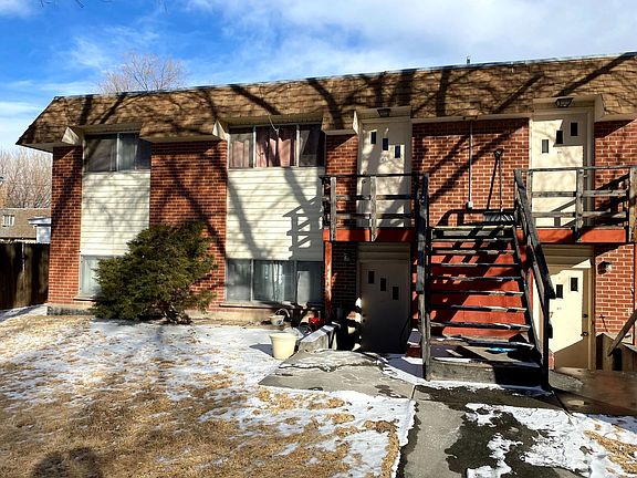 2nd image of 817 Mary Anne Dr #823