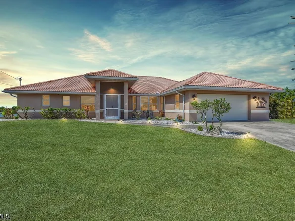 814 NW 11th Pl, Cape Coral, FL 33993