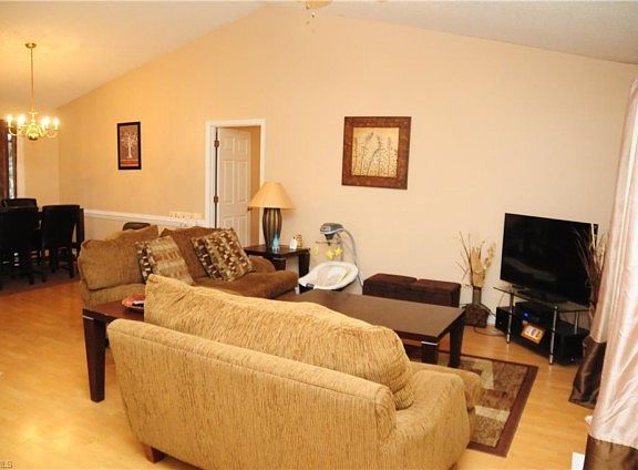 3rd image of 2411 Harley Dr