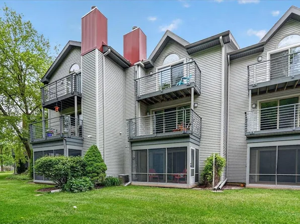 18 Hidden Hollow Trail, Madison, WI 53717