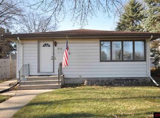 612 8th St SE, Waseca, MN 56093