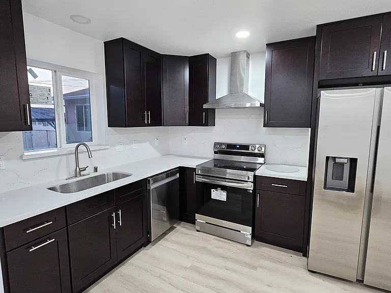 14320 Plantana Dr — Photo 4