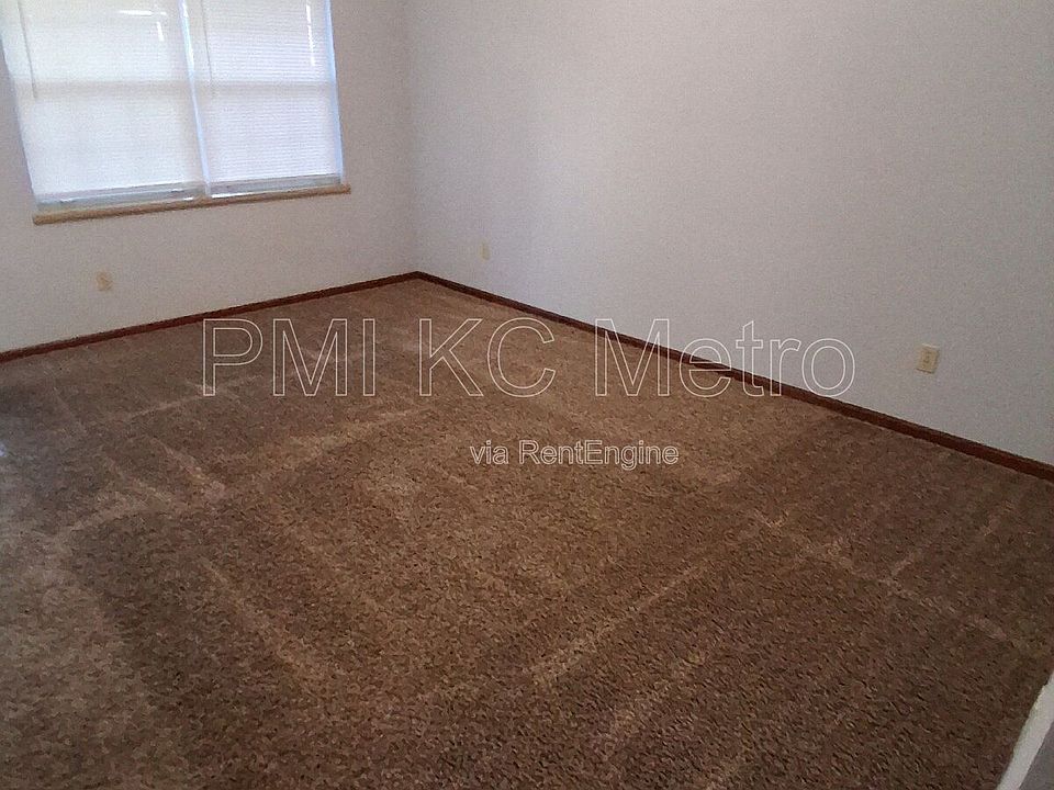 1st image of 214 W Orchard St #2