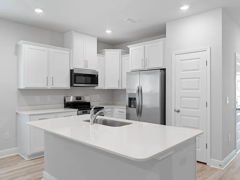 Javelin Townhomes — Photo 14