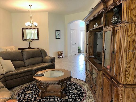 5th image of 965 Vaughn Way