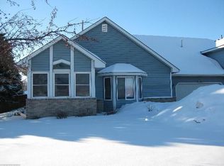 14273 Hayes Rd, Apple Valley, MN 55124