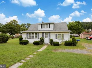 1401 Mount Laurel Rd, Temple, PA 19560