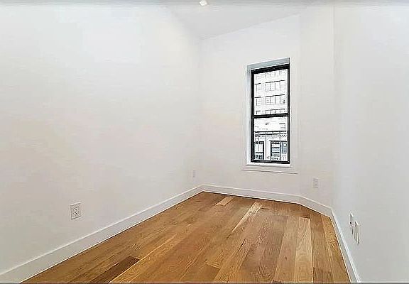 2nd image of 59 Thompson St #29C