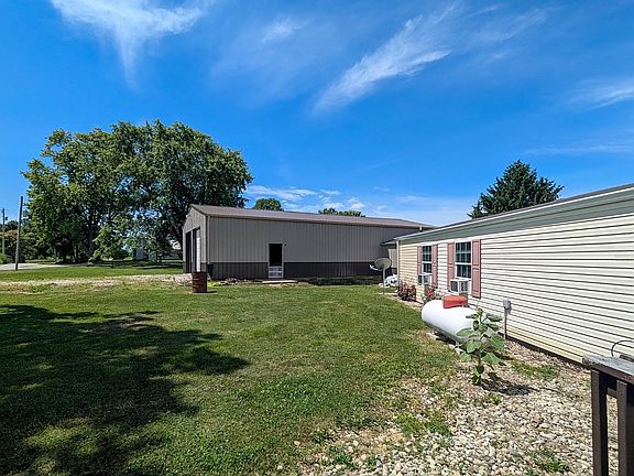 2nd image of 14967 Leive Rd