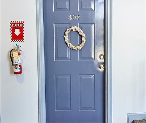 3rd image of 185 Manville Hill Rd #402-402-40