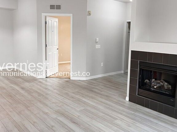 4th image of 2133 Krisron Rd Unit E-105