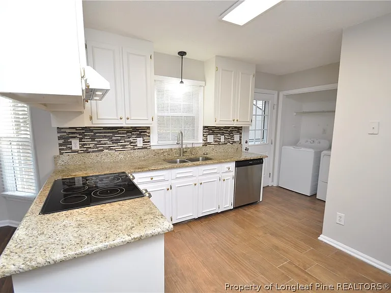 118 Skipwyth Cir — Photo 9