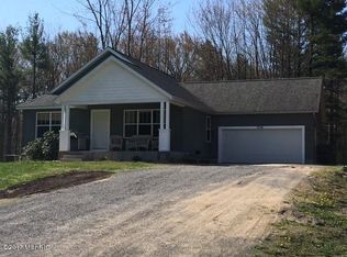 1019 W Tyler Rd, Muskegon, MI 49445