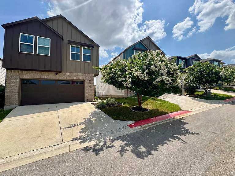 7507 Travertine Spring Dr — Photo 2