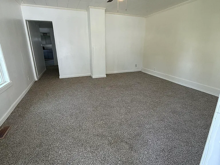 1326 Buntin St — Photo 2