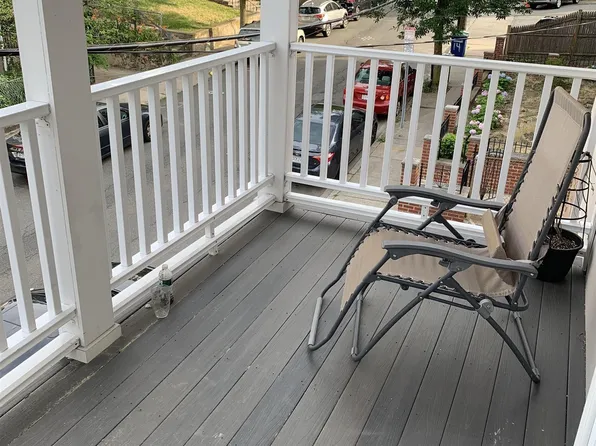 17 Bond St, Somerville, MA 02145