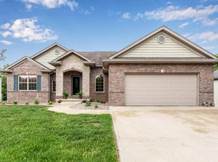 5010 Wood Shire Dr, Columbia, MO 65202