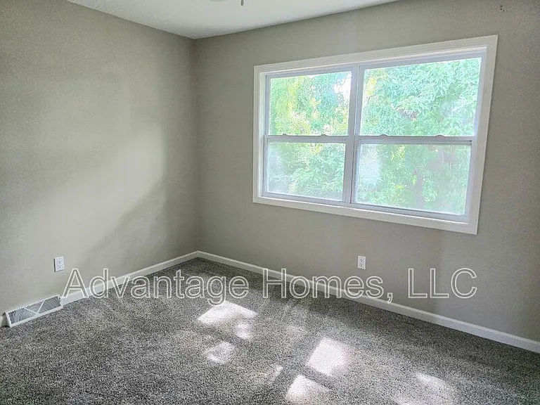 421-423 N Marion St #423 N MARION ST — Photo 9