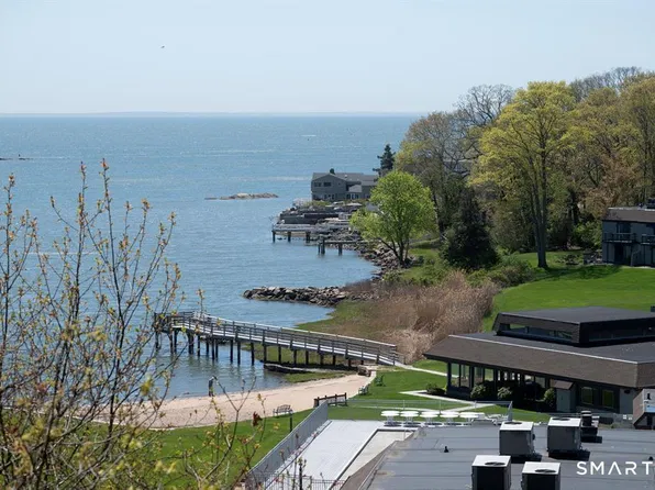 12 Harbour Vlg #E, Branford, CT 06405