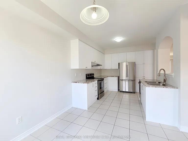 25 Vinod Rd — Photo 7