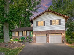 21817 Watson Rd, Leesburg, VA 20175