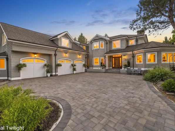 2021 Osprey Dr, Redmond, OR 97756