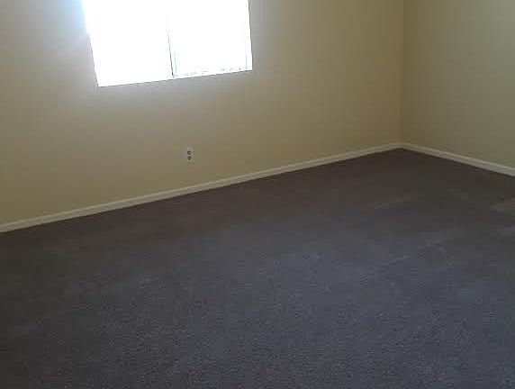 3rd image of 13935 Kornblum Ave APT 12