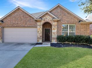 912 Lake Worth Trl, Little Elm, TX 75068